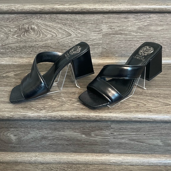 Vince Camuto Sandals *Flaw - Picture 7 of 16